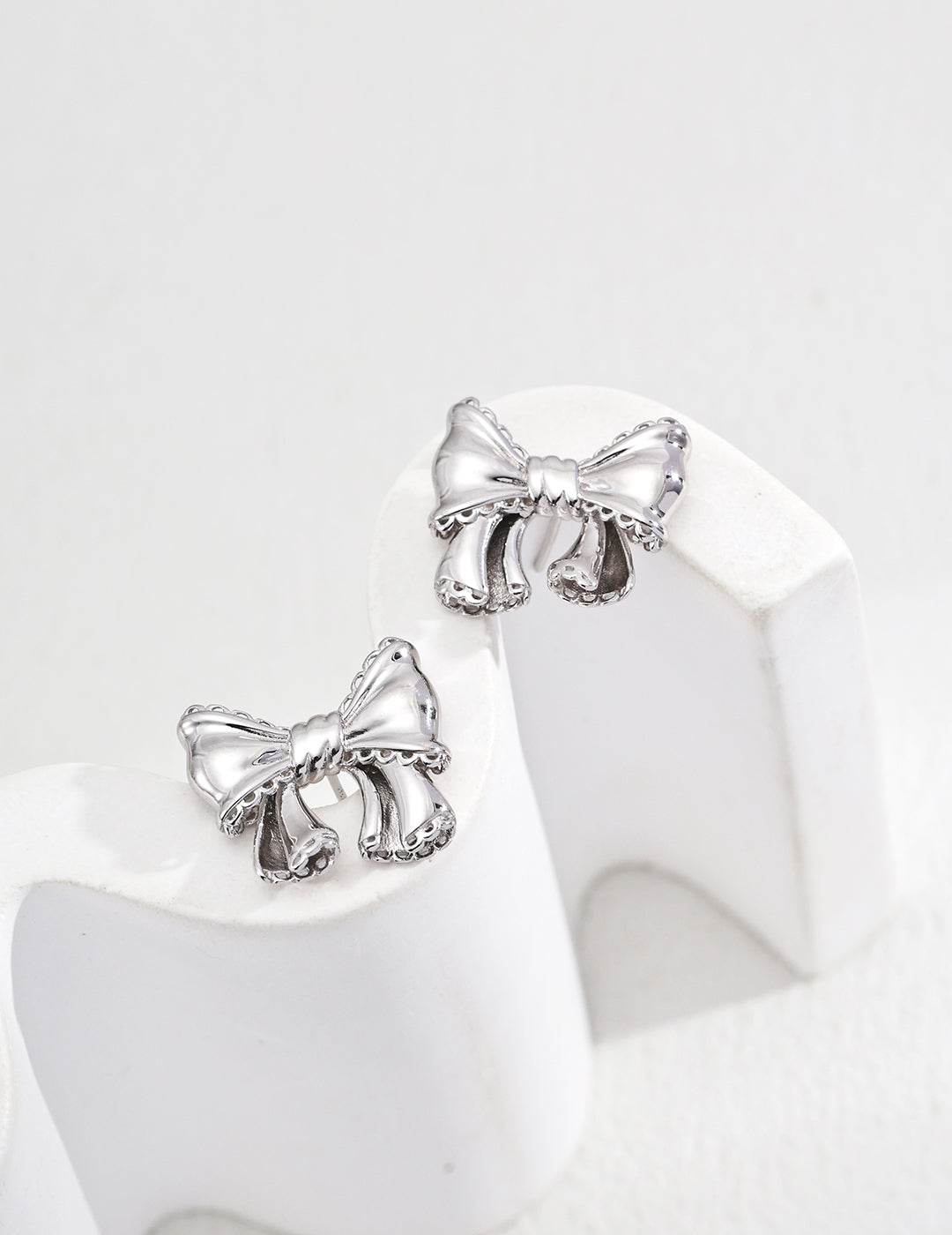 Bow Shaped Sterling Silver 18K Gold Plated Earring for Christmas