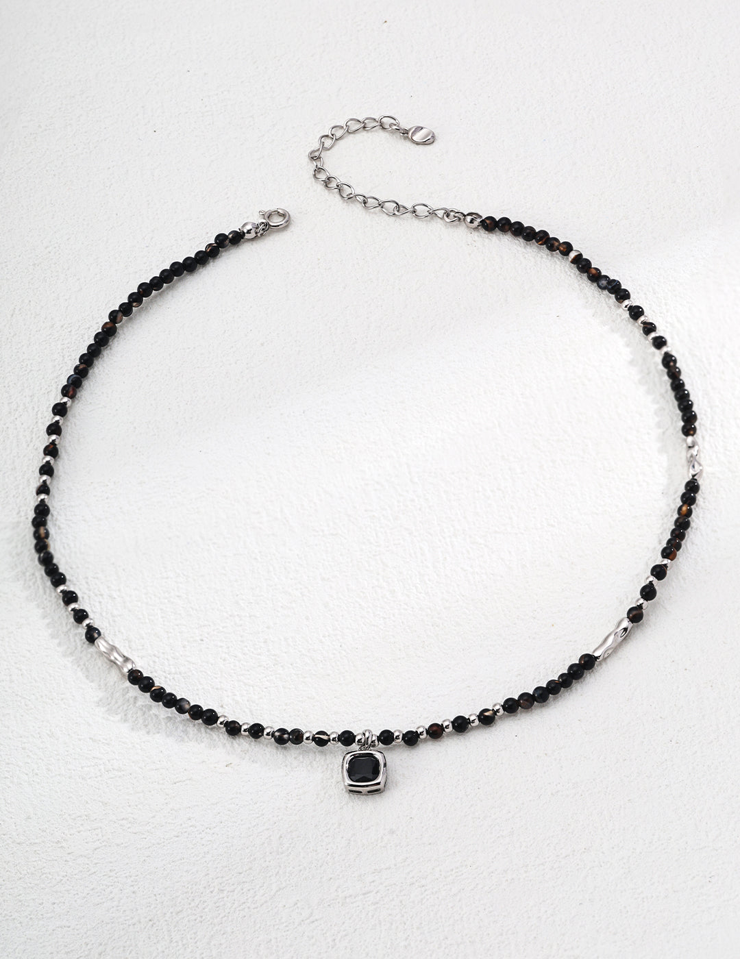 S925 Silver round glossy black agate necklace